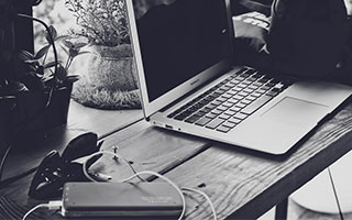 “花式运球：联盟高手的炫酷过人秀”，花式运球过人教学视频